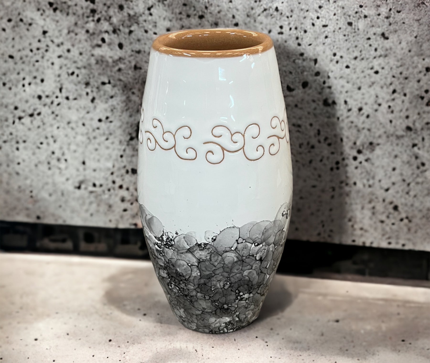 Saliera da tavola Linea Ossidiana in ceramica sarda – Terra Sarda Ceramiche